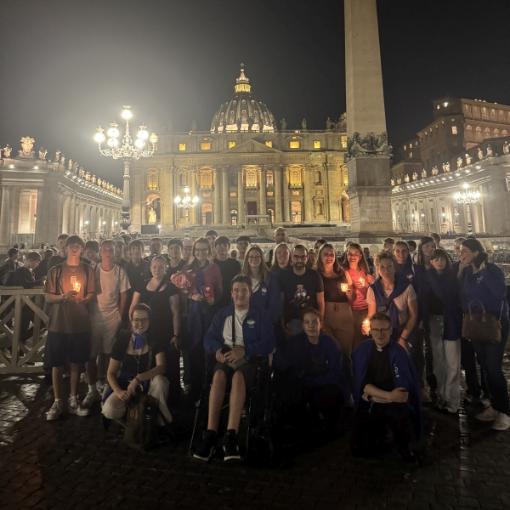 Bilder der Lichterprozession in Rom