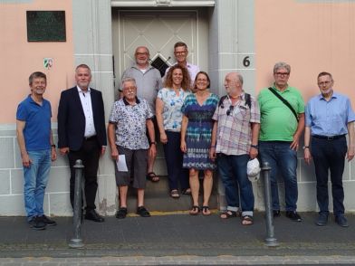 Gruppenbild der Steuergruppe mit Vertretern aus Siebugburg, Sankt Augustin und Lohmar