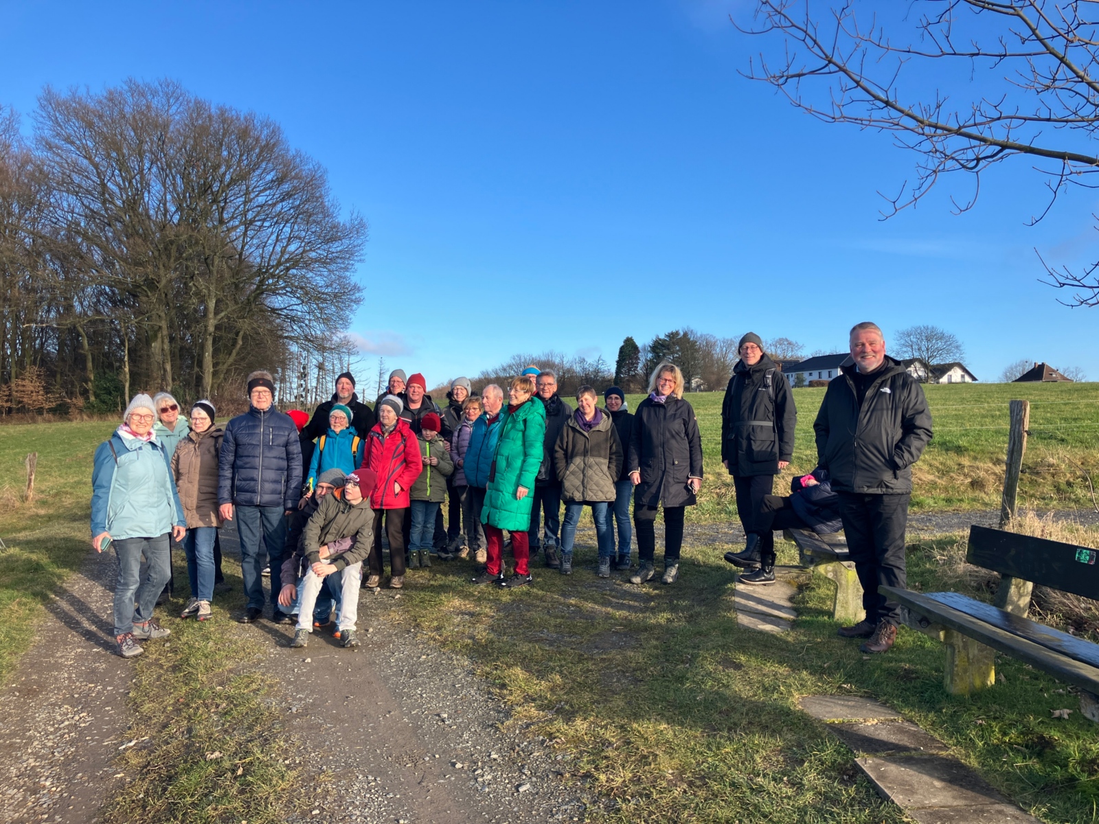 Gruppenfoto bei der Familienwanderung im Februaar 2026