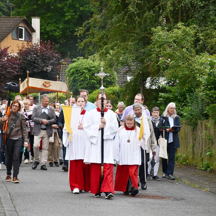 Bilder der Fronleichnamsprozession 2026 in Neuhonrath