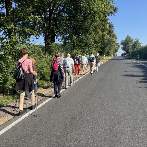 Bilder der Fußwallfahrt nach Marialinden 2026