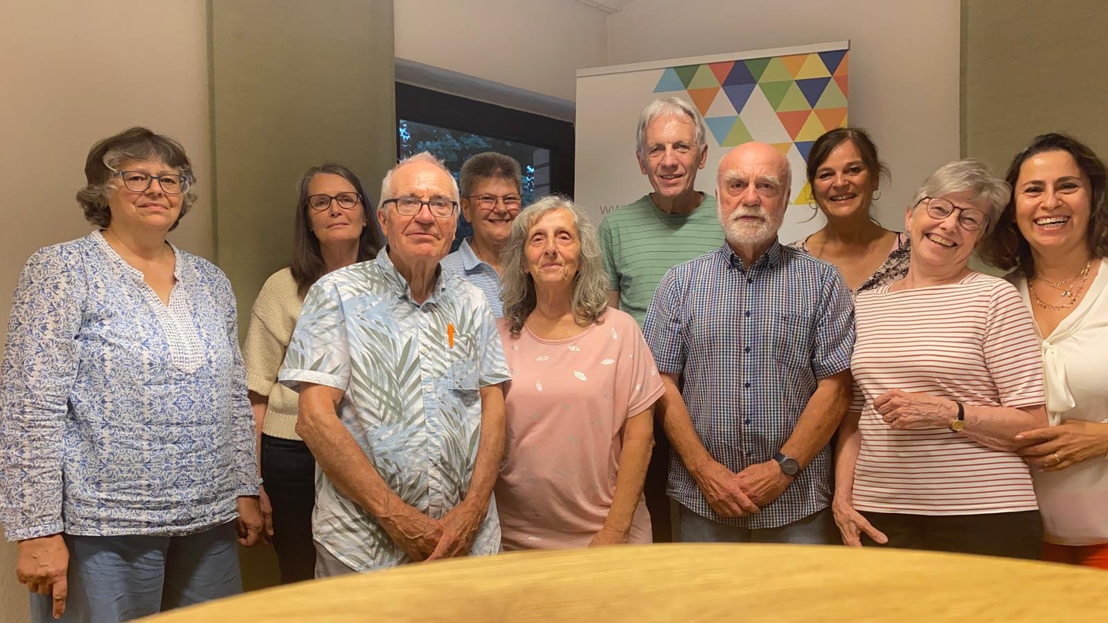 Das Team: v.L.n.R. hintere Reihe: Jutta Heppner, Elisabeth Uhlenbroch-Bläser, Horst Steinhausen, Petra Röger und der vordere Reihe: Christiane Funken, Klaus Selig, Maria Coenen, Dr. Wilhelm Nesselrath, Ursula Gisart und Engagementförderin Nathalie Welzel