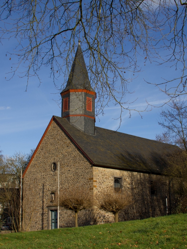 Foto der Kirche St. Bartholomäus in Lohmar-Wahlscheid
