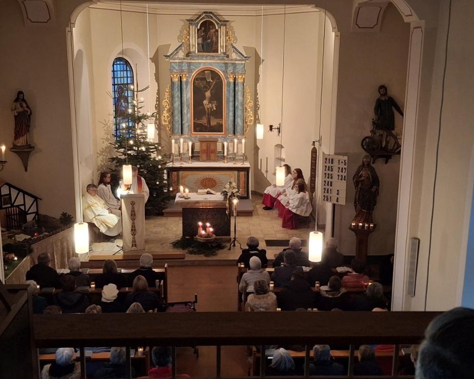 Innenaufnahme der Kapelle St. Isidor in Lohmar-Halberg